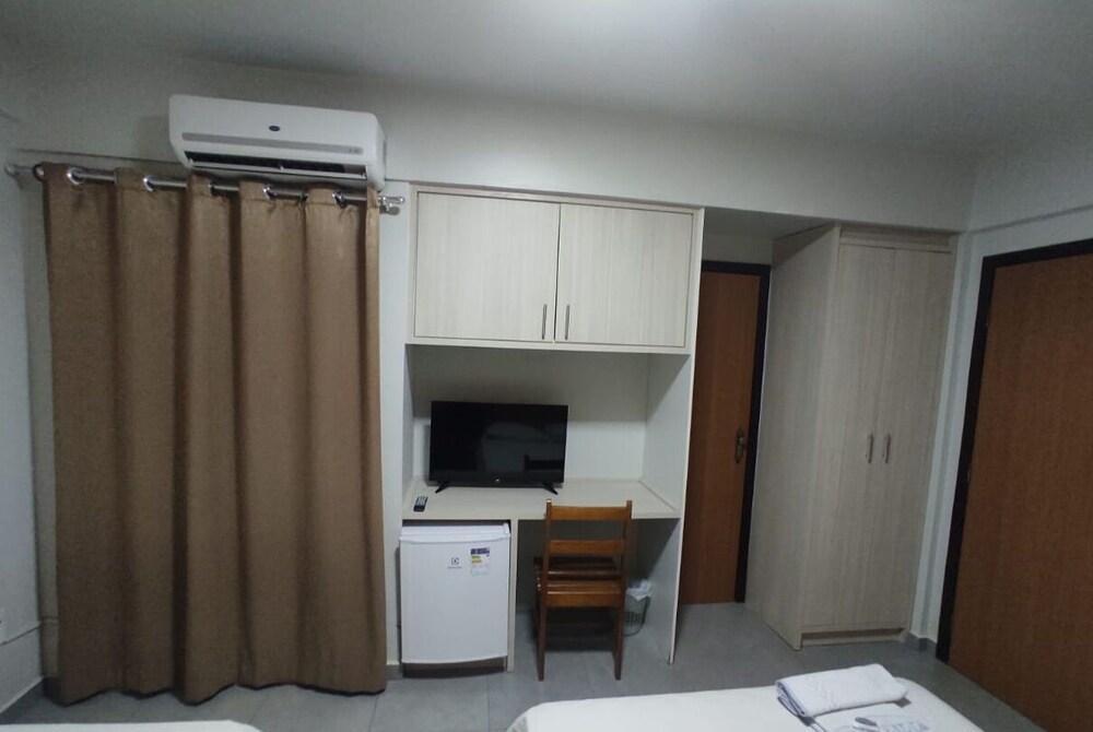 Hotel Lawrence Foz do Iguaçu Zewnętrze zdjęcie