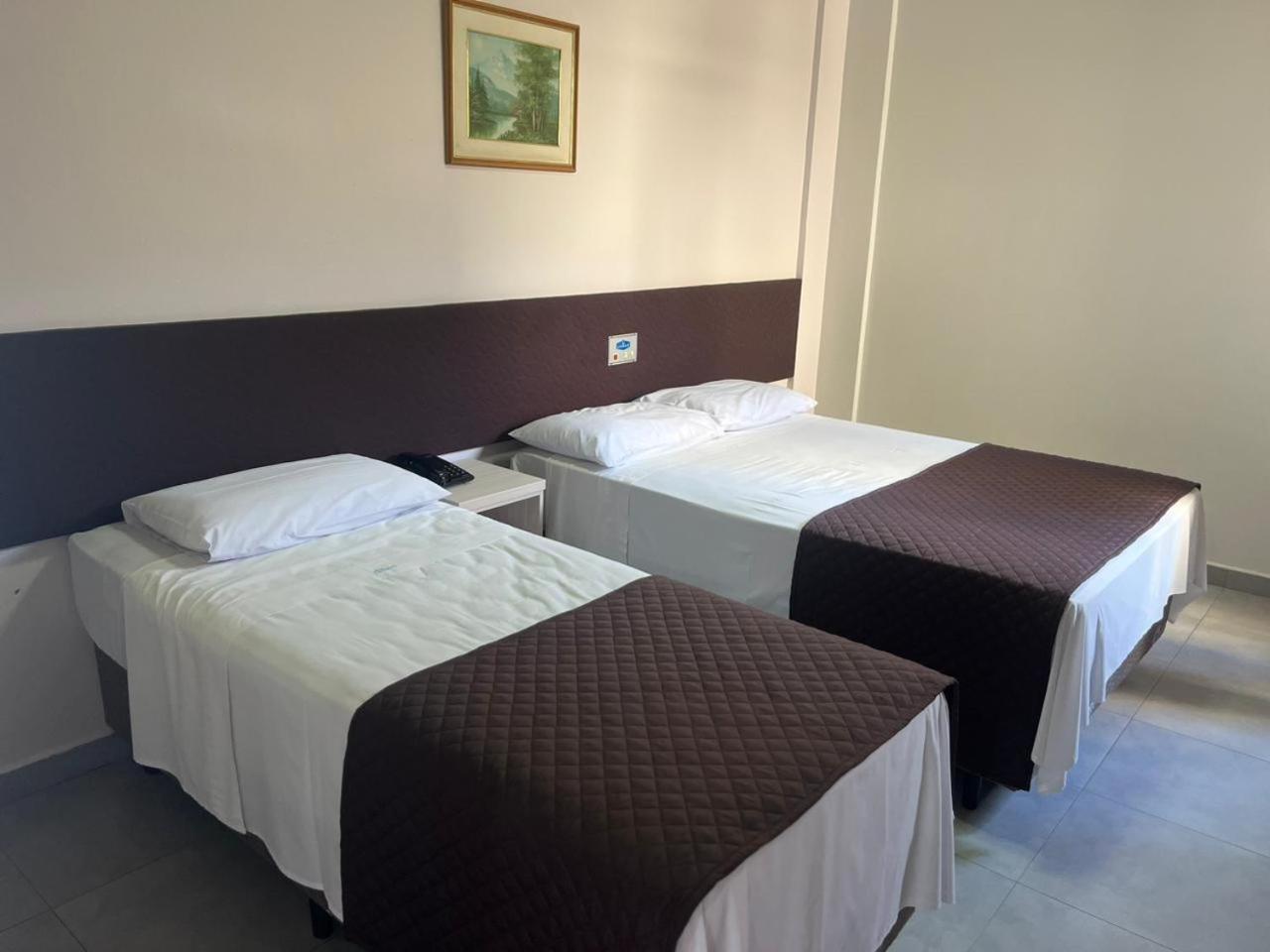 Hotel Lawrence Foz do Iguaçu Zewnętrze zdjęcie