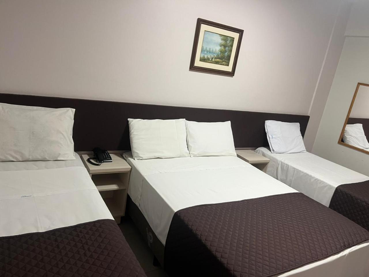 Hotel Lawrence Foz do Iguaçu Zewnętrze zdjęcie